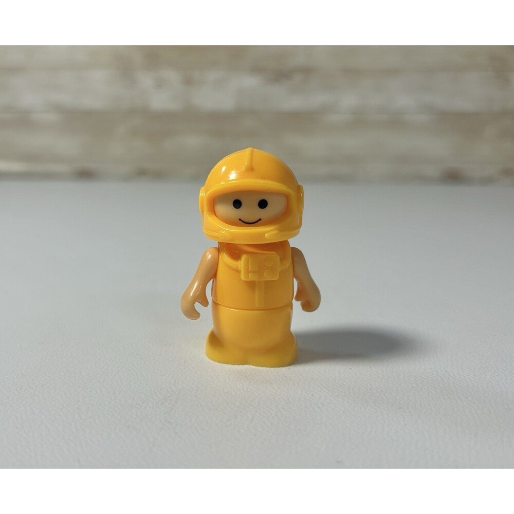 Vintage 1984 Yellow Astronaut Figure Li'l Playmates Space station Playworld Toys